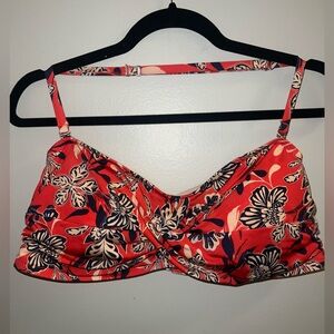 Garnett Hill Tropical Paisley Twist Front Bikini Top